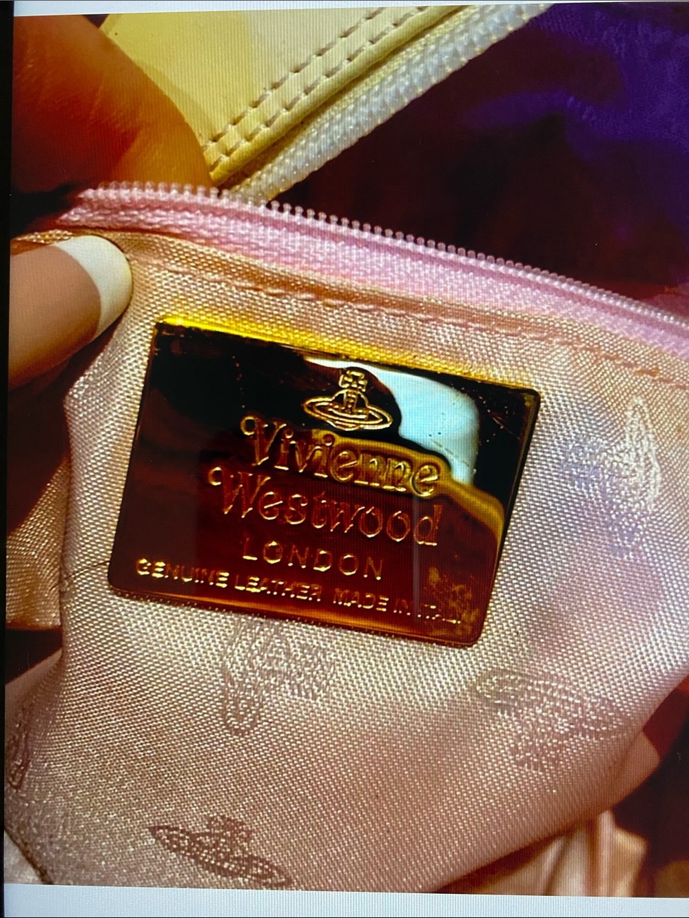 Vivienne Westwood Vintage Off White Gold Logo Hardware Pink Logo Interior Bag - Picture 9 of 16